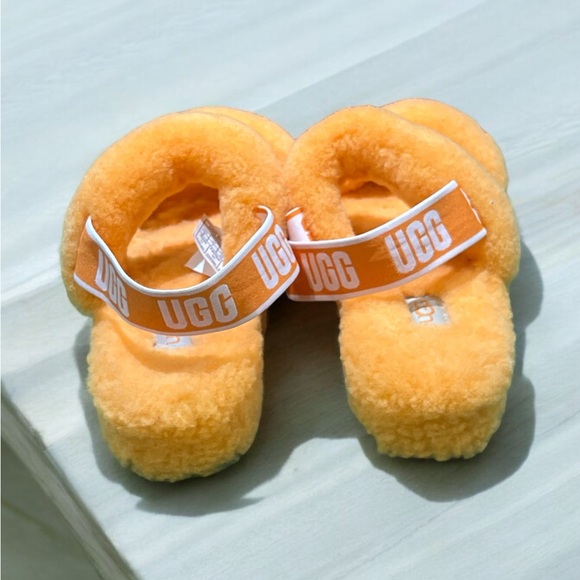 UGG Women's Vibrant Orange Fluffy Sandals - Picture 2 of 7